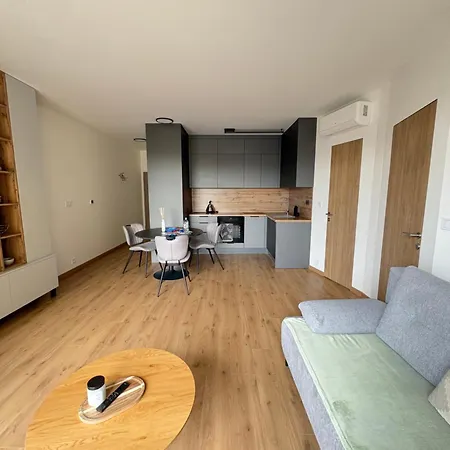 Fresh New In The Centrum Apartment